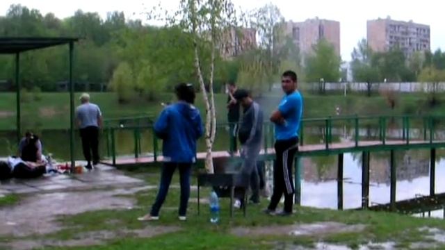 Шашлык на Бабаевском пруду. смотреть онлайн