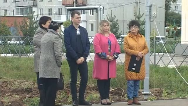 Поселок Есинка отметил в прошедшую субботу свое 35-летие. смотреть онлайн