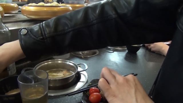 Путешествие в Китай #15: Китайский самовар (хого) смотреть онлайн
