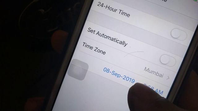 Customise date and time in iPhone,how to change date and time in iphone смотреть онлайн