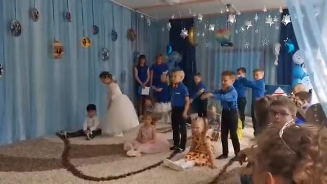 Полечка для маленьких сандаликов.  Выпускной