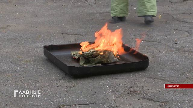 Во Мценске студентов учат спасать людей. смотреть онлайн