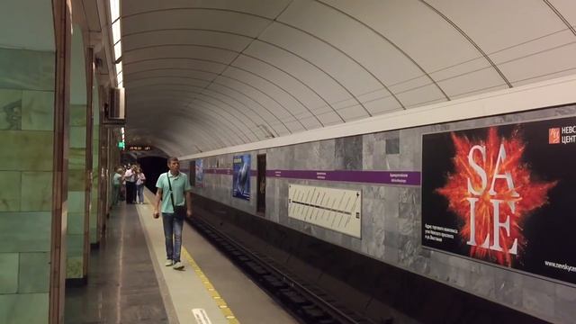 Проект "Линии". Петербургский метрополитен. "Фрунзенско-Приморская линия" | Line 5 смотреть онлайн