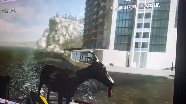 Playing Goat Simulator for the first time! смотреть онлайн