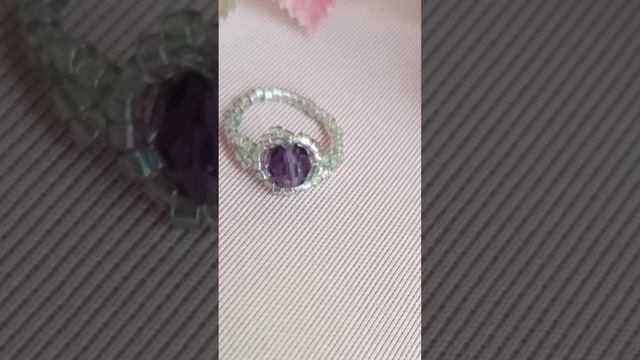 Кольцо из бисера 💎 Делаем сами 💜 смотреть онлайн