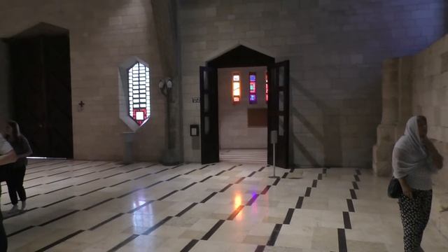 Греческая католическая церковь св. Архангела Гавриила в Назарете смотреть онлайн