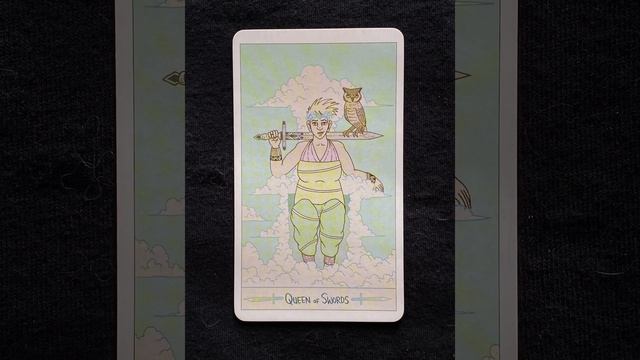 The Luna Sol Tarot - a tarot deck flip thru смотреть онлайн