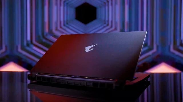 AORUS 17G GeForce RTX 30 Gaming Laptop｜Product Overview смотреть онлайн