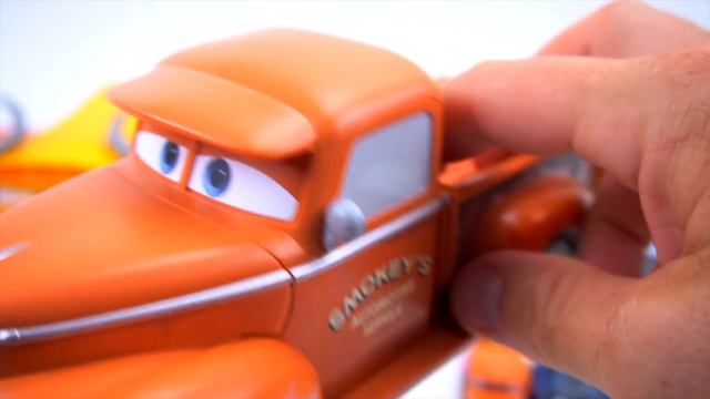 FUNNY TALKING CARS 3 BIG LITTLE JACKSON LIGHTNING CRUZ SMOKEY SOUNDS HEADLIGHTS BEST TOY FOR RACING смотреть онлайн