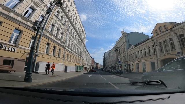 91. Москва. Улица Каретный Ряд, улица Петровка. Август 2022(вкл. субтитры) смотреть онлайн