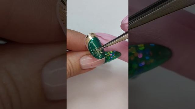 Дизайн ногтей гель-лаками E.Mi смотреть онлайн