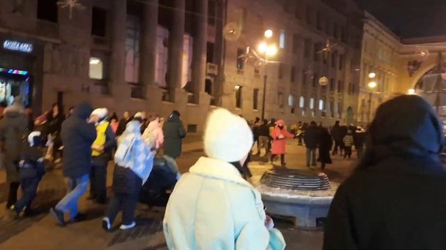 Новогодний Санкт-Петербург, Невский проспект смотреть онлайн