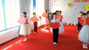 Выпускной в детском саду. Танец маленькая страна