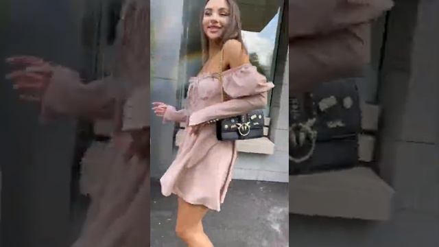 Платье мини с рукавами фонариками и пышной юбочкой Modnica shop смотреть онлайн