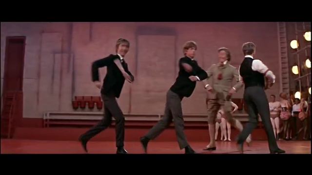 Tommy Steele - Money To Burn - Banjo Song (Taken from Half a Sixpence DVD) смотреть онлайн
