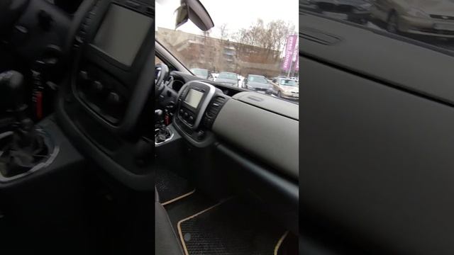 Renault Trafic 2015 смотреть онлайн