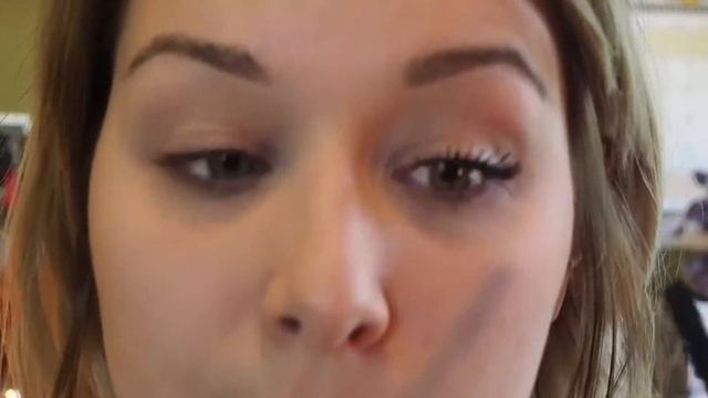 Testing Revlon Volumazing Mascara | Vs. Loreal Voluminous Lash Paradise смотреть онлайн