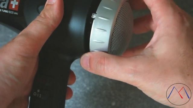 ASCIUGACAPELLI VALERA 8200 IONIC ED IL SUO GENIALE "ROTOCORD" смотреть онлайн