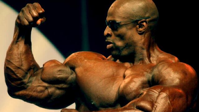 Самый накаченный мужчина в Мире смотреть онлайн