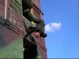 Штурмовой альпинизм, жрать надо меньше...  :)