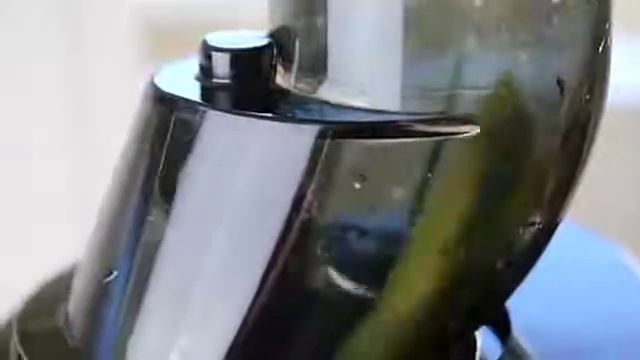 Máy ép trái cây tốc độ chậm Biolomix SJE 003 смотреть онлайн