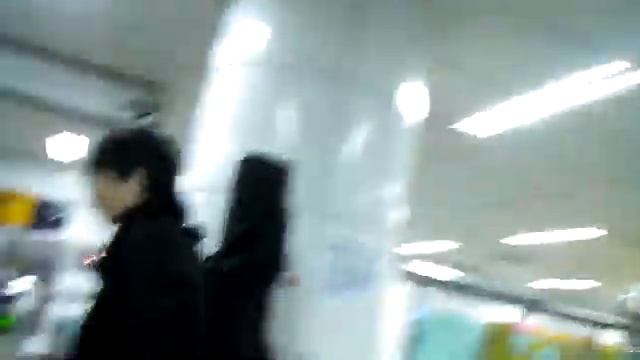 SUBANLE AL METRO...COREA смотреть онлайн