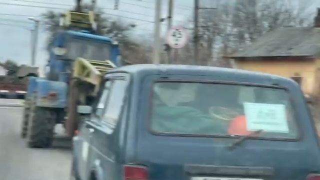 Перевозка тяжёлой ствольной артиллерии всу с западной украины. смотреть онлайн