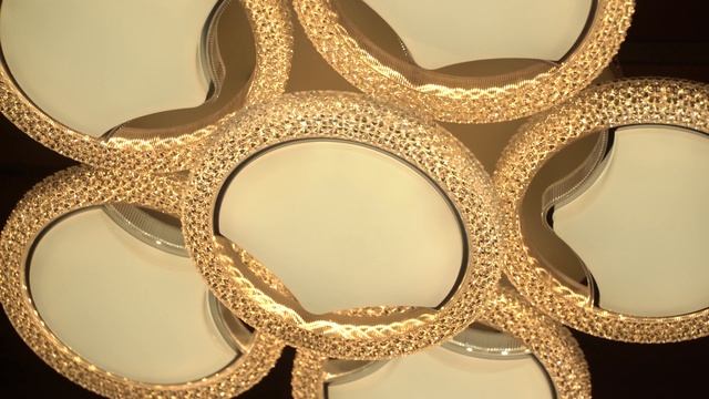 Светодиодная люстра 7012/5+1 - CV WH смотреть онлайн