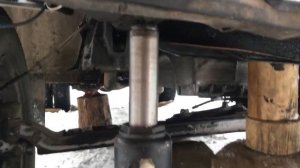 Ремонт Газ 3309 меняем передние рессоры