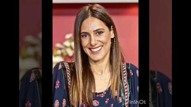 L'unico Amore Di İbrahim Çelikkol, Natali Yarcan, Posa In Costume Da Bagno.!#ibrahimçellikol