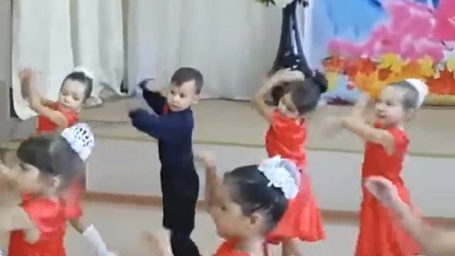 Просто мы маленькие звезды! !!! смотреть онлайн