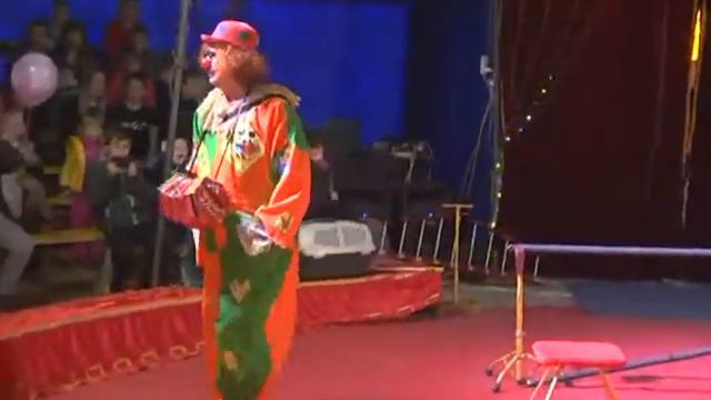 Clown Rim Dean Добрый, пре добрый клоун на манеже цирков это Клоун Во о! смотреть онлайн