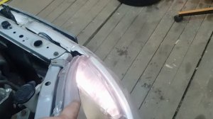Замена фар Toyota Yaris (Toyota Vitz) 1 поколения