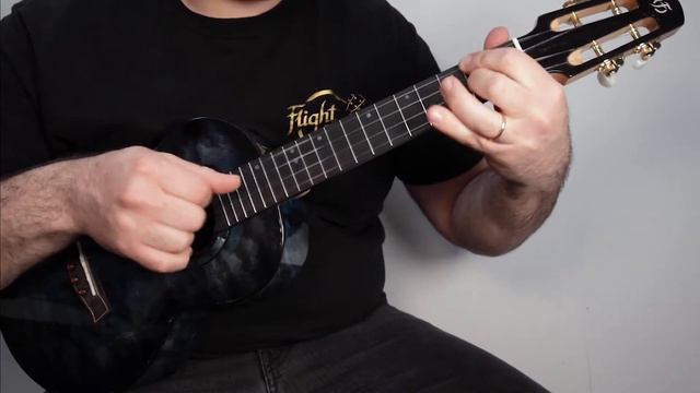 Flight QM Aqua Blue Ukulele Sound Demonstration смотреть онлайн