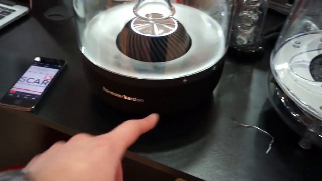 Обзор колонки Harman Kardon Aura смотреть онлайн