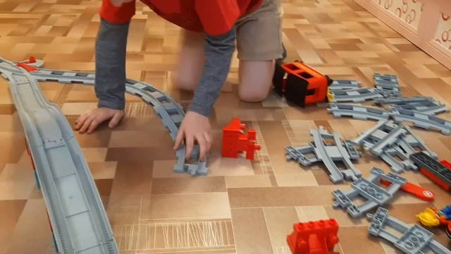 Железная дорога лего дупло распаковка запуск Поезда лего дупло смотреть онлайн