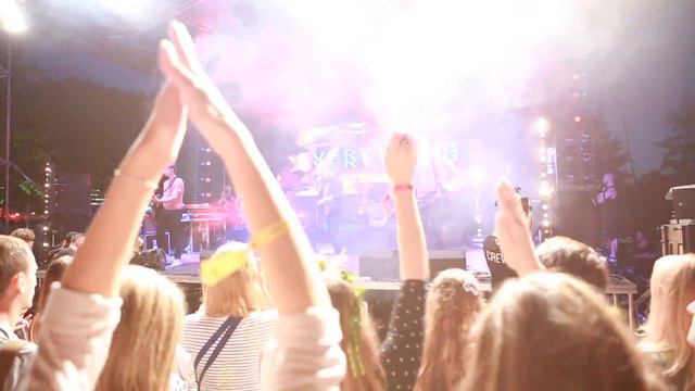 Everything Everything - live @FSP Minsk, 29.07.2017 смотреть онлайн