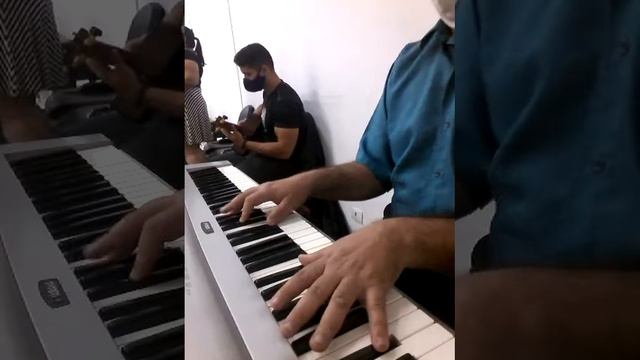 Deus do Secreto (Yamaha DGX 220) смотреть онлайн