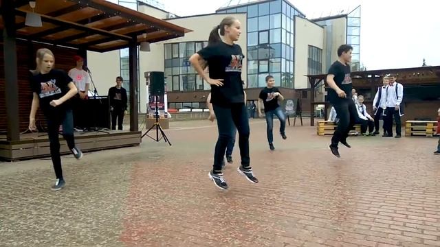 2017.06.01.Выступление в ПКиО Первомайский и на Площади Двух Фонтанов. Студия Sense of life смотреть онлайн