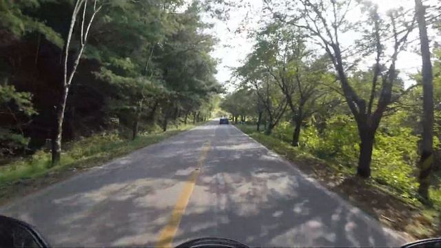 SUZUKI GSX S1000F || Don't need speed, Just relax on country road смотреть онлайн