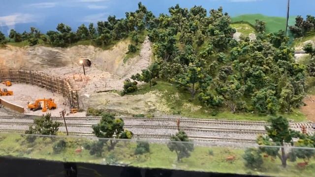 Supertrain 2023 - Canada’s Largest Model Train Show смотреть онлайн