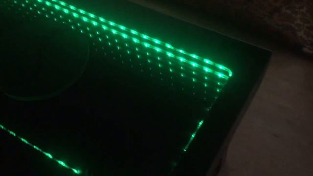 стол с эффектом бесконечности Infinity mirror table смотреть онлайн
