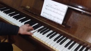 Разучиваем на ф-но.Гречанинов.Первоцвет.(Красивые пьесы для начинающих.)