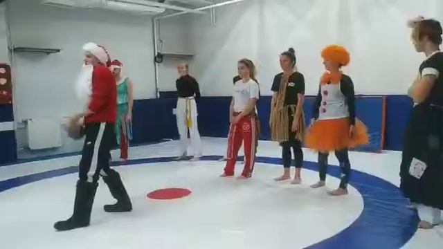 Новогодняя тренировка по Капоэйра в RusFight, г. Королев смотреть онлайн