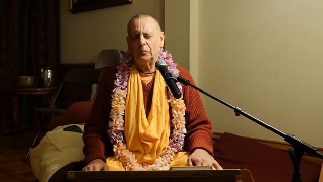20171220 Disciple must consider himself being a full number one in front of his spiritual master смотреть онлайн