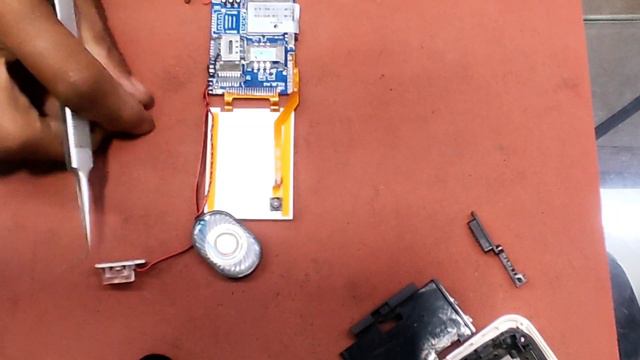 key pad phone Charging jack kaise lagaye | Mobile me charging connector lagane ka sahi tarika смотреть онлайн