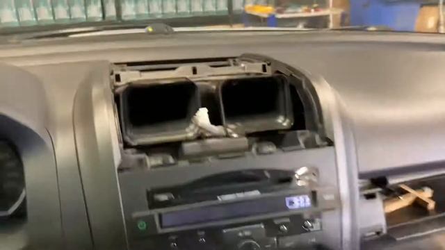 Honda CR-V 3 как снять штатную магнитолу + магнитола Android смотреть онлайн
