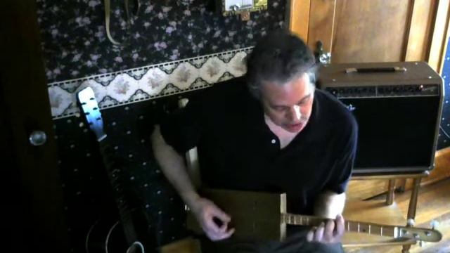 It's Raining Men - cover on cigar box guitar смотреть онлайн
