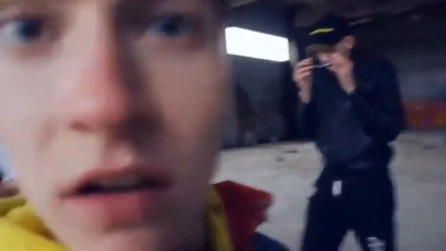 ИСТОРИЯ СОЗДАНИЯ БРЕНДА "ADIDAS" ?|| ЭТУ ФИРМУ НОСЯТ ТОЛЬКО ОКОЛОФУТБОЛЬЩИКИ?! смотреть онлайн