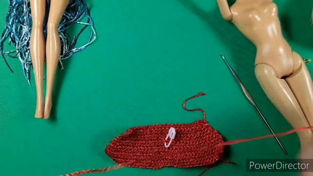 Нарядные платья с кистями крючком. Мастер-класс. Crochet Barbie. Knitted dress. смотреть онлайн